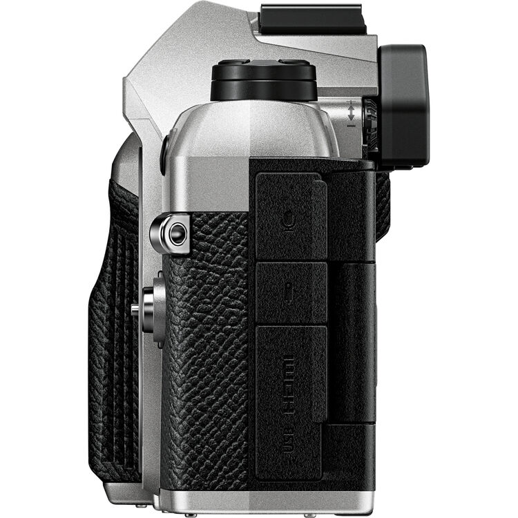 OM System OM-5 Mark II Mirrorless Camera with 14-150mm F/4-5.6 II Lens (Silver) - Image 2
