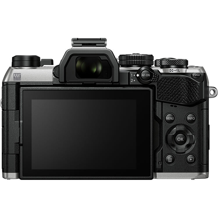 OM System OM-5 Mark II Mirrorless Camera with 14-150mm F/4-5.6 II Lens (Silver) - Image 4