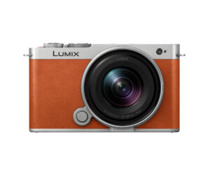 Panasonic LUMIX S9 Mirrorless Camera with 18-40mm f/4.5-6.3 Lens (Orange)
