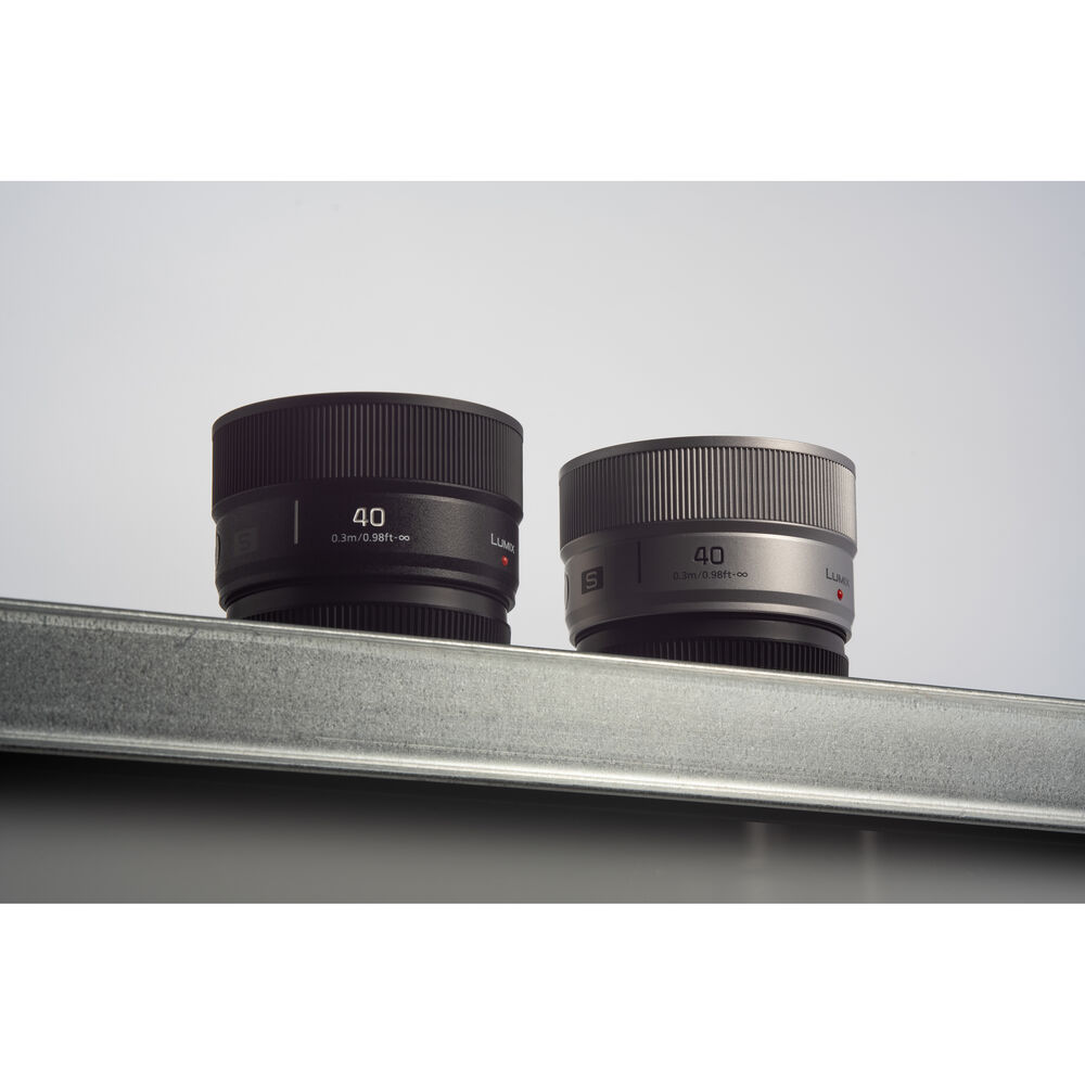 Panasonic Lumix S 40mm F/2 Lens (Leica L) (Silver) - Image 4